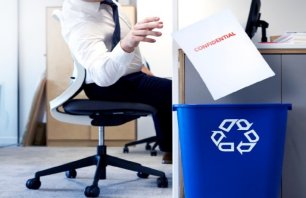 sicheres-recycling-mit-shred-it-unser-lebenszyklus-der-aktenvernichtung.jpeg